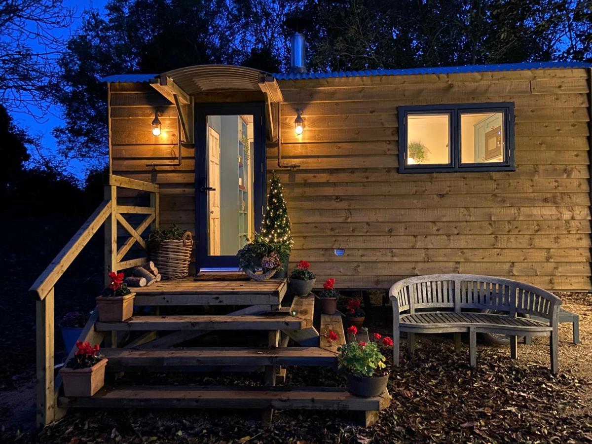 Rathnew Cosy Double Shepherds Hut In Beautiful Wicklow With Underfloor Heating Throughout מראה חיצוני תמונה