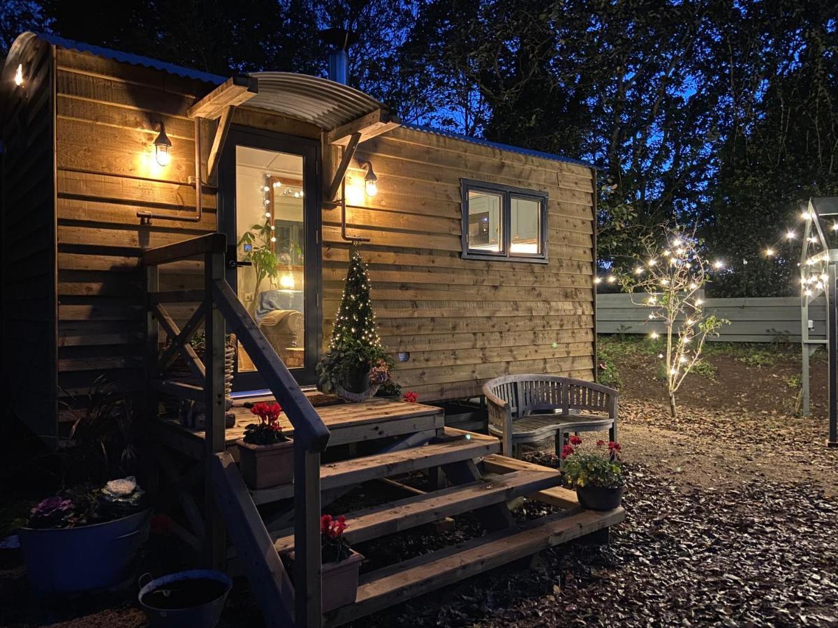 Rathnew Cosy Double Shepherds Hut In Beautiful Wicklow With Underfloor Heating Throughout מראה חיצוני תמונה